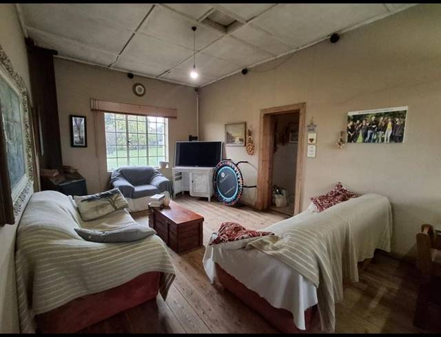 3 BEDROOM HOUSE FOR SALE IN LADYBRAND